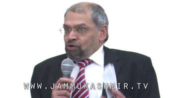 Cllr Sultan pays tributes to Maqbool Bhat in Rochdale 2014